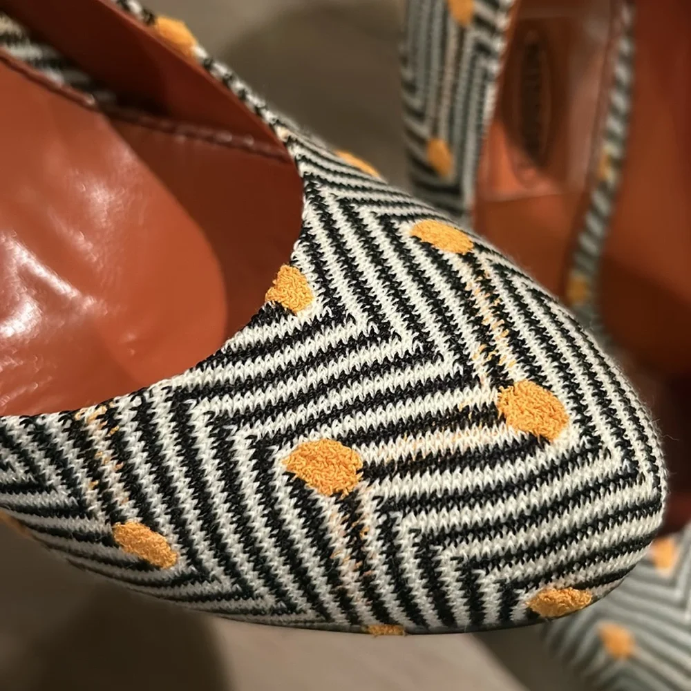 Missoni 4.5” high pumps size 38 made in Italy Brand New - Picture 6 of 7